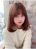 イメチェン美髪外ハネボブミディアムストレート寒色系カラー