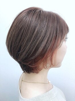 ソイルアヴェダ(Soil AVEDA)の写真/小顔見せが叶う、黄金バランスショート
