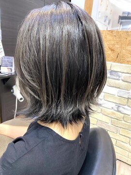 アニー 松戸(ANNI) ホワイトグレージュ/ミニウルフ/デジタルパーマ/チェリーブラウ