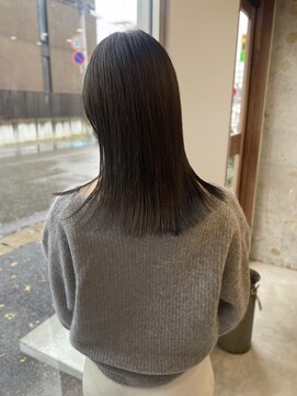 シーモアアンドサンズ(Seymour and Sons) 赤みを抑えたオリーブグレージュ