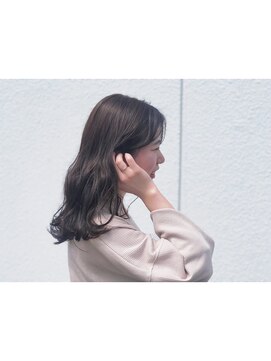 シームリー 千田町店(Seemly) やわらかベージュ