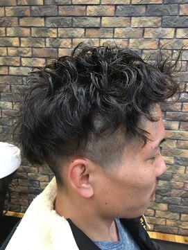 シンズバーバー(SIN'S BARBER) ツーブロスパイラルパーマ