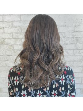 アン ココン(un.cocon) 【un.cocon吉祥寺】ミルクティーグレージュ　♪