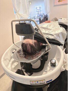 メゾン(MEZoN)の写真/【リラクゼーション効果抜群】頭皮を健やかに保ち、髪のハリ・艶・潤いを取り戻す極上のヘッドスパをご提供