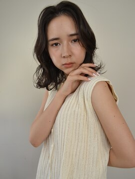 ウェルク(welc) ミディアムヘア斜めバンググレージュカラーデザインカラー