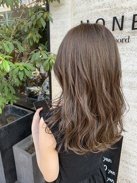 ハニー(HONEY by Chord) 透明感ブラウンベージュ