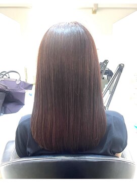 イレス 札幌駅前(IRESU) ミディアムヘア斜めバンググレージュカラーシルキーベージュ