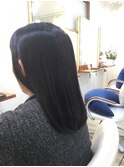 暗髪ミディアム