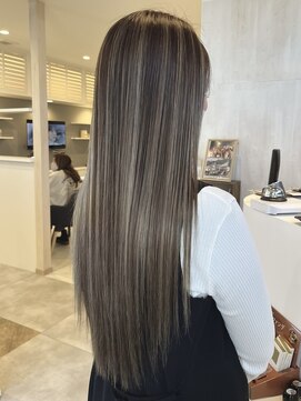 プラス ファースト ヘア(Plus 1st) ハイライト×グレージュ×ロングレイヤー