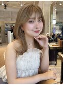 ミディアム30代40代ストレートレイヤー前髪なし前髪あり表参道
