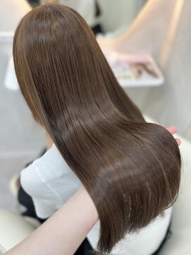 エス(Ess) 《鳥海ちひな》オリーブブラウン/艶髪/大宮/韓国