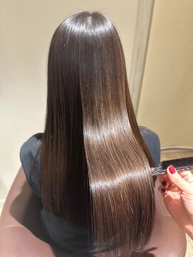 ヘアリラクゼーション クインズベリー(Hair Relaxation Queen's Berry) Aujua髪質改善トリートメント11.28ココアベージュ