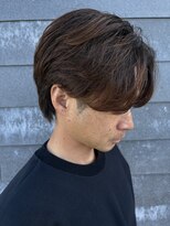 ヒュイル バイ ニアウ(Hwyl by Niau)&nbsp;MEN’S HAIRセンターパートスパイラルパーマニュアンスパーマ