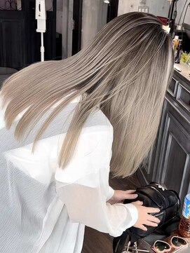 シェルヴ(XELVE) XELVEにしか出来ないバレイヤージュ