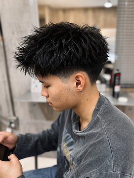 ファミリア 平野(familia) テーパーフェード大人ショート