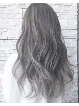 アールトゥーヘアー(art To Hair) グレージュグラデーション