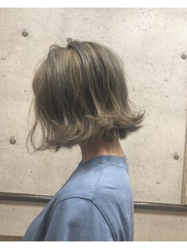レジスタヘアーワークス (REGISTA hair works) シルバーグレージュ