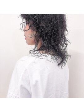 ガーランドウメダ(Garland umeda) ウルフパーマ×ハイライトパープル