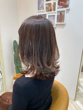 シー バイ ロンド 新宿(Sea by Lond) 【藤原三知代】ゆったりレイヤーのボブルフ