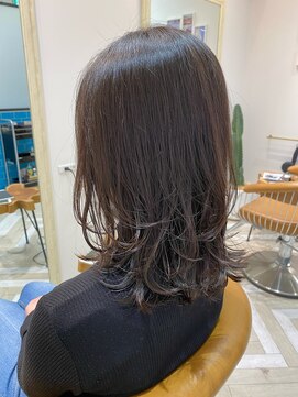 シー バイ ロンド 新宿(Sea by Lond) 【藤原三知代】ワンカールレイヤー