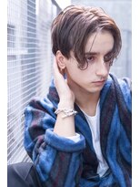 ケアリー 武蔵小杉(Carelly) かき上げシルバーカラーサイドグラデーションスリークショート