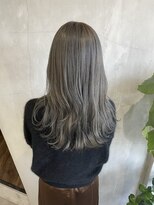 ティティ(TiTi)&nbsp;ヴェールカラー×シルキーベージュ×グレージュ[TiTi_栗林れい]