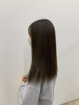 ビーヒアナウ N゜03 金沢駅西店(BE HERE NOW) 【khaki beige/olive/透明感/トリートメント】