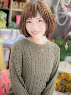 カバーヘア ブリス 戸田公園西口店(COVER HAIR bliss) カーキベージュ耳かけオン眉前下がりボブc5戸田公園20代30代40代