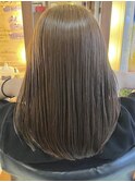 つい触りたくなるさらツヤセミロング♪