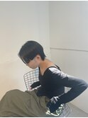 センターパートショートウルフ