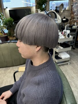 ルーナヘアー(LUNA hair) 『京都 山科 ルーナ』マッシュ ホワイトグレージュ 草木真一郎