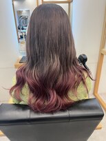 リュクスバトーバイトリコ 船橋南口店(Luxe BATEAU by tricot) ピンクグラデーション