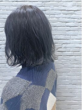 ソワン ドゥ ブレス 立花店(soin de brace) ブルーブラック×デザインカラー/小顔/ダークアッシュ【高嶋仰】