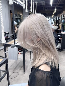 セレーネヘアーレイズ 梅田店(Selene hair Raise) whitebeige