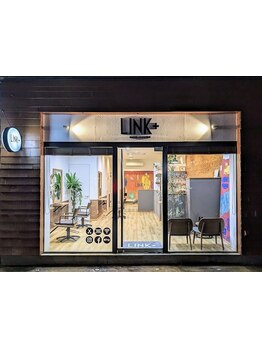 日常を忘れてゆっくり寛げる空間が広がる"LINK＋"平日の空いた時間に受けられる特別なクーポンもご用意♪