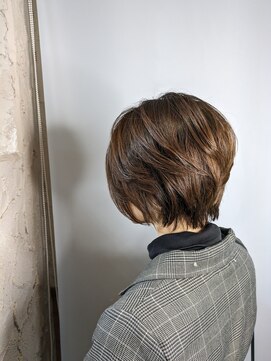 アイティ バイ イロヘア(aiti by ilo.hair) 大人ショートボブ