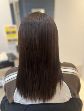 ヴィヴァーチェイルソーレ(VIVACE ilsole) 20代30代40代髪質改善カラーアッシュブラックロングヘア