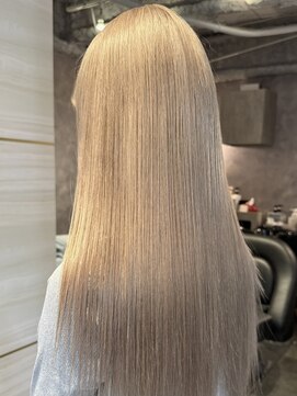 エルバイラビス 大宮(elu by lovis) 《ゆい》ブロンドベージュ/ミルクティーベージュ/大宮美容室