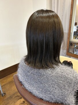 アソビ(asobi) 【asobi】外ハネ×オリーブカラー