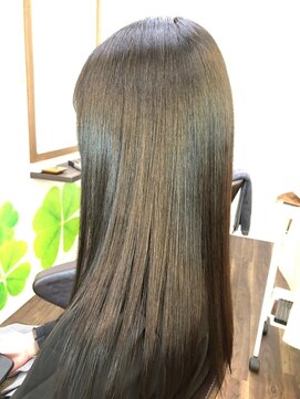 ヘアサロン とりふぉりうむ 各務原店 ストレートロングスタイル