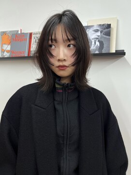 ヌーヴ(Nu:v) 顔まわりカット/ミディアム