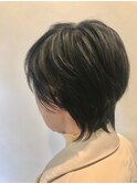 くびれショートヘア