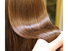 白髪ケアへのこだわり　白髪を増やさないバイオカラー