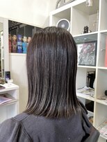シンヤヘアーズ アルザ通り店(SHINYA HAIRS)&nbsp;外ハネスタイル