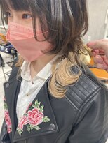 リアイス(Re:ICE) ミルクティーベージュインナーカラーミディアムウルフ