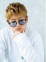 アメラボ(AmeLab) 【ストリートヘア】金髪×黒残しのストリート感グランジヘア