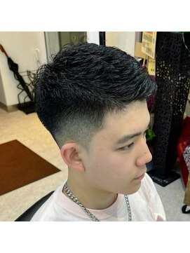 コバリ(KOBARI) アップバングツーブロックマッシュ束間波巻き