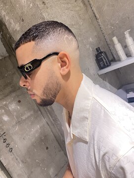 フランクスバーバーザスタンド(Frank’s barber the stand) ハートクロップスキンフェードE