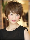 美髪シアーカラーピンクブラウンショートカット切りっぱなしボブ