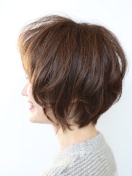 フラット 中山店(flat) 大人の外ハネマッシュショート[中山駅]